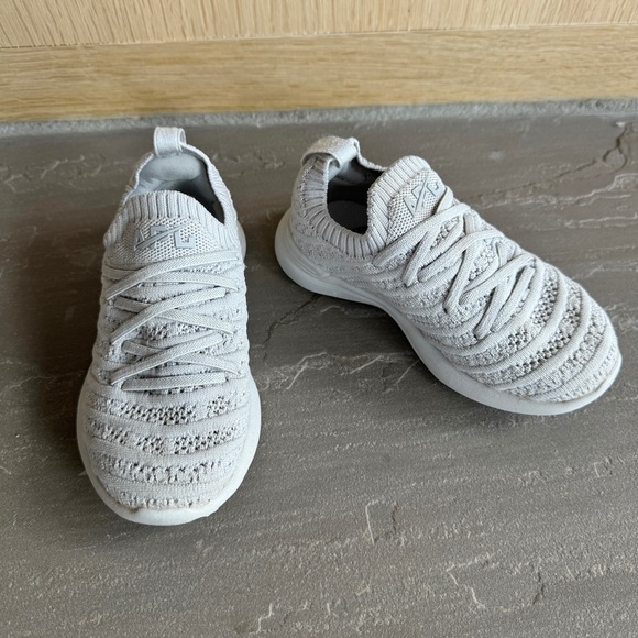 APL Kids Tech Loom Wave in Harbor Gray - Picture 1 of 5